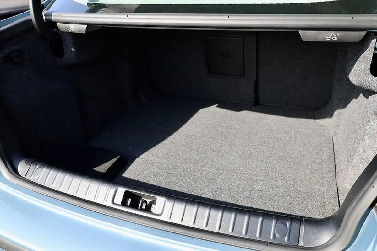 2007-saab-9-3-20-vector-sport-anniversary-18t-saloon-4d-auto-big-31