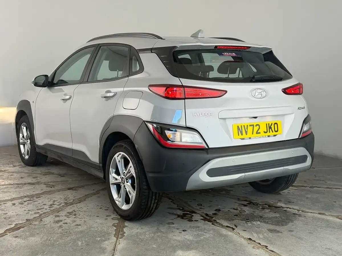2022-hyundai-kona-10-t-gdi-se-connect-big-4