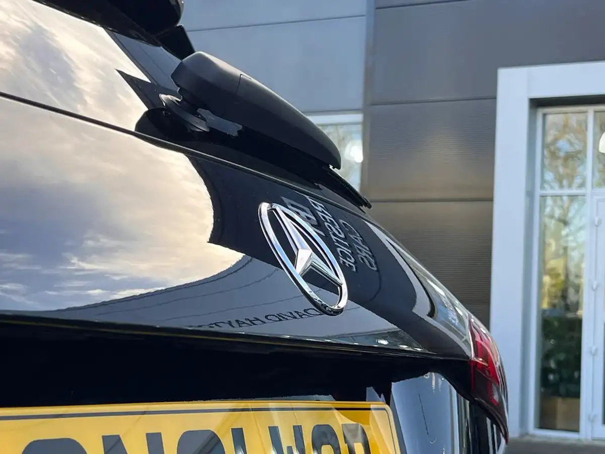 2021-mercedes-benz-a-class-13-a200-amg-line-hatchback-5d-7g-dct-big-36
