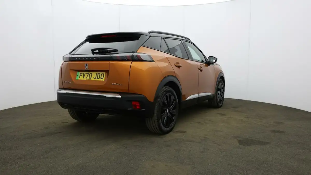 2020-peugeot-2008-suv-e-gt-big-58