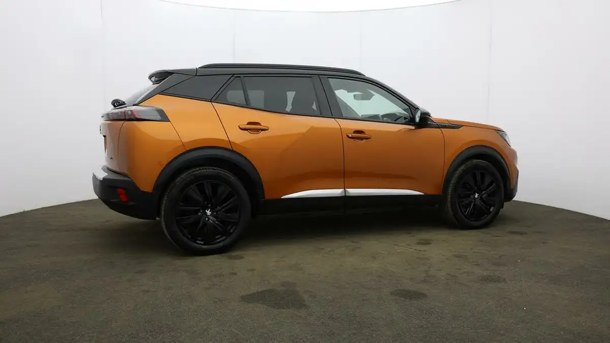 2020-peugeot-2008-suv-e-gt-big-54