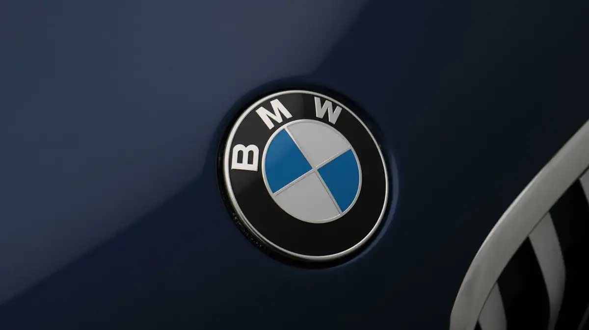2019-bmw-x1-20-xdrive20i-xline-big-22