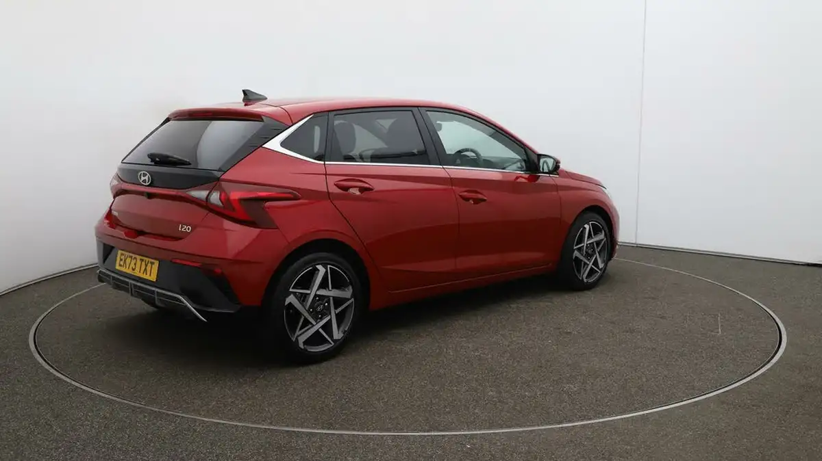 2024-hyundai-i20-10-t-gdi-premium-big-47