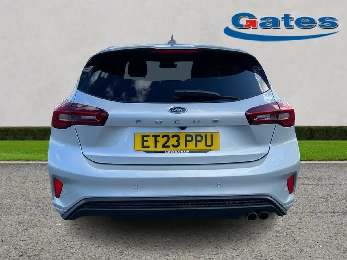 2023-ford-focus-10t-st-line-125ps-hatchback-big-5