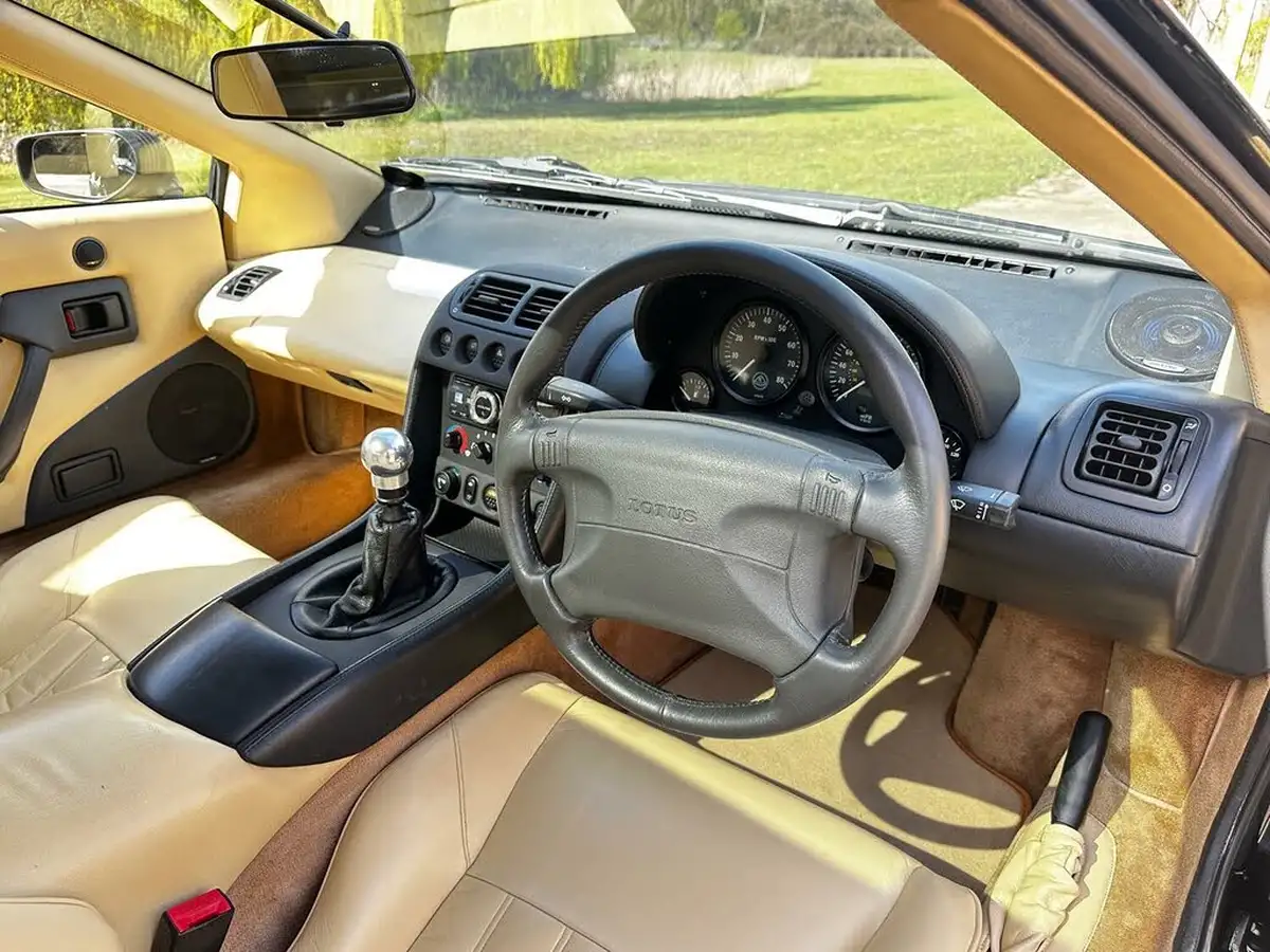 1998-lotus-esprit-35-v8-big-9