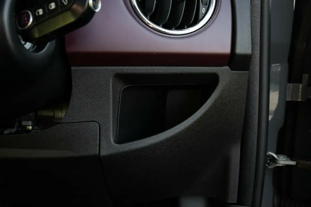 2020-fiat-500-10-star-big-15