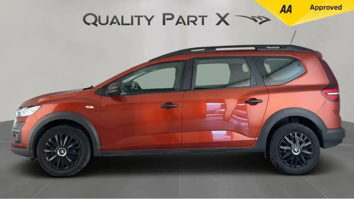 2022-dacia-jogger-10-tce-essential-big-5