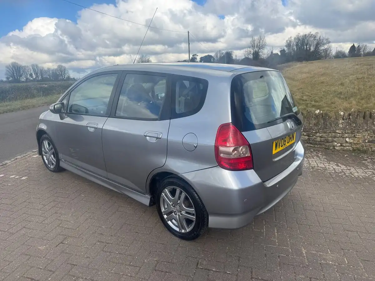 2008-honda-jazz-14-sport-big-3