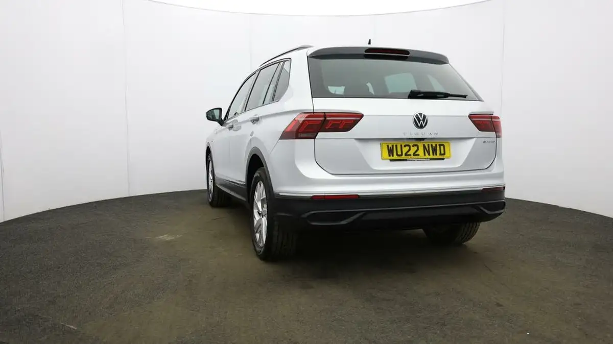 2022-volkswagen-tiguan-14-tsi-life-big-23