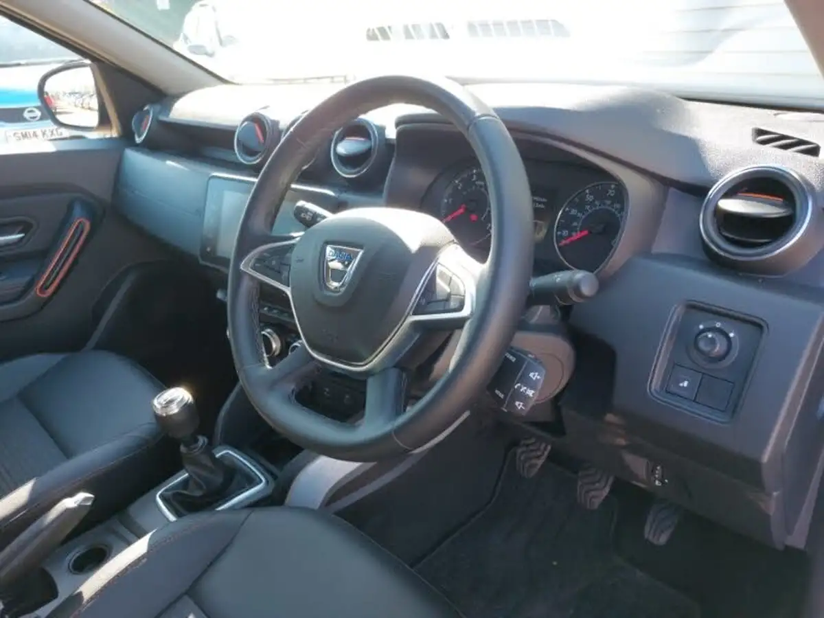 2022-dacia-duster-13-tce-extreme-se-130bhp-big-9