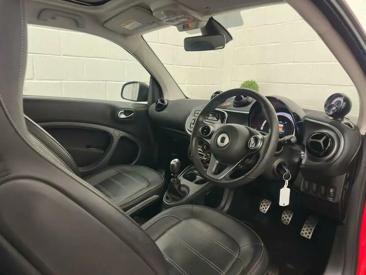 2017-smart-fortwo-09-prime-sport-90bhp-ss-coupe-big-30