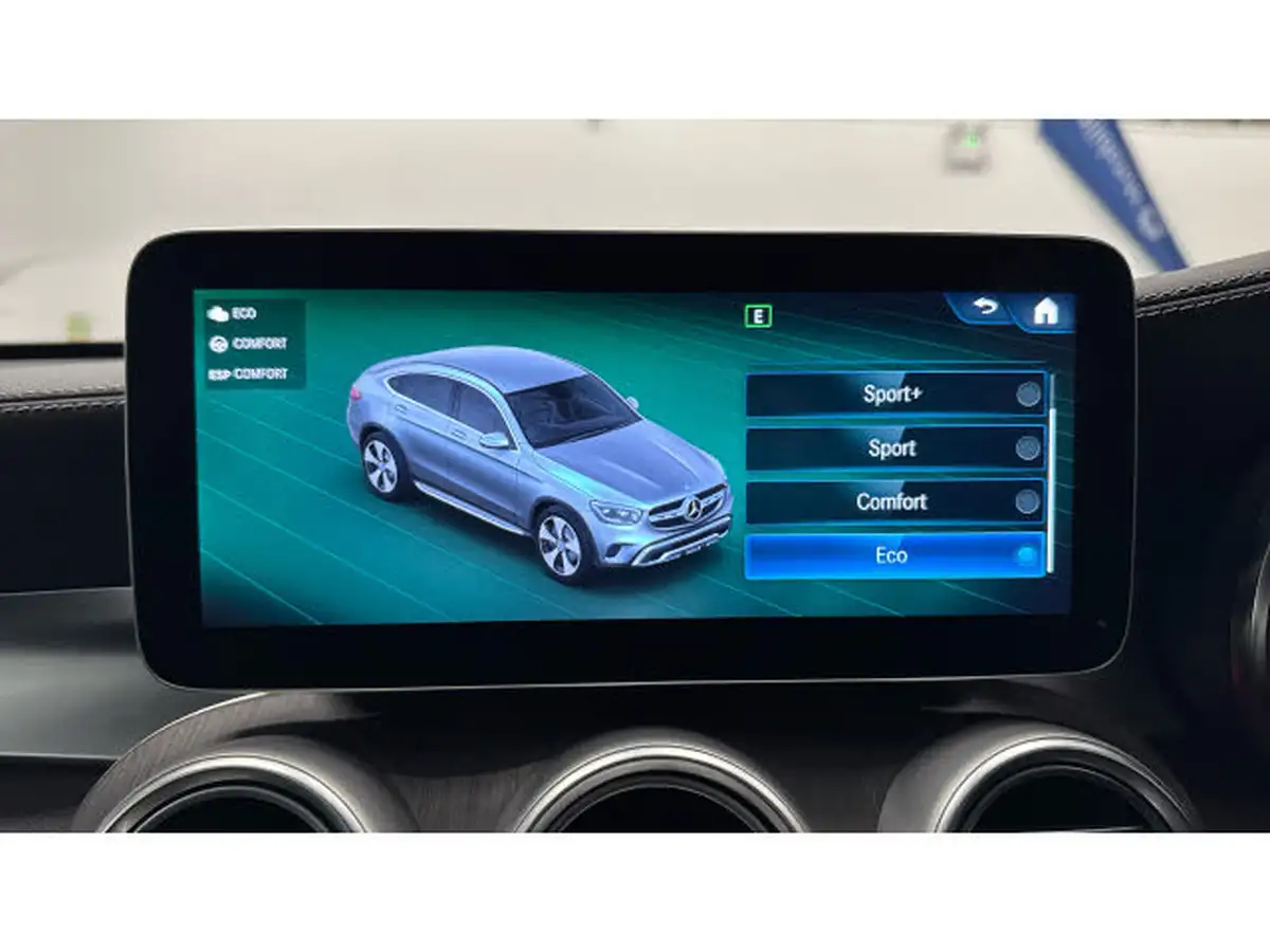 2022-mercedes-benz-glc-class-20d-glc300d-amg-line-premium-plus-244ps-coupe-4d-1950cc-big-37