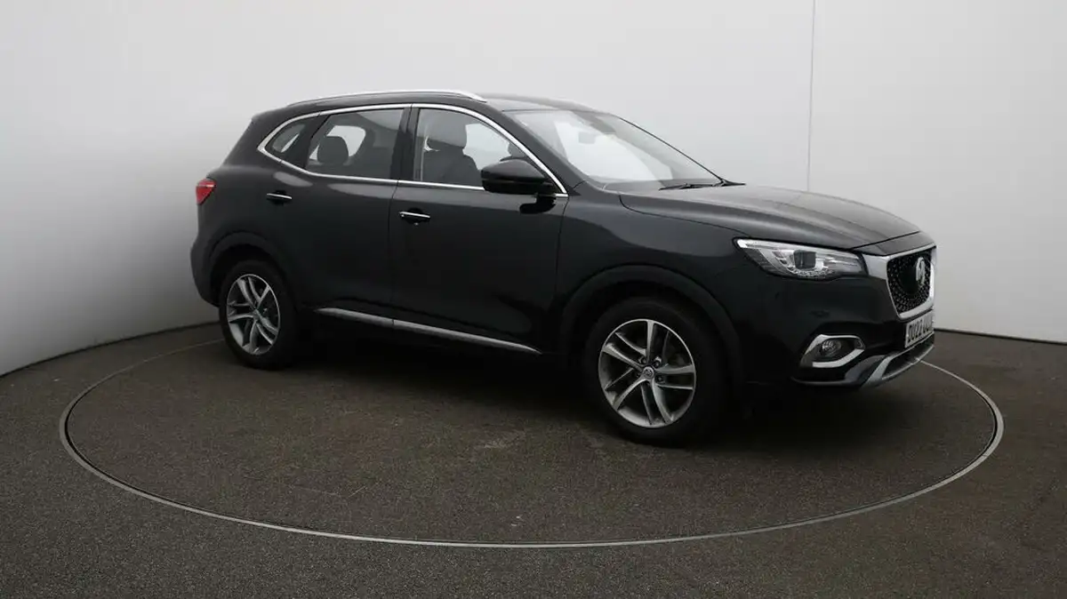 2022-mg-hs-15t-gdi-excite-162ps-big-37