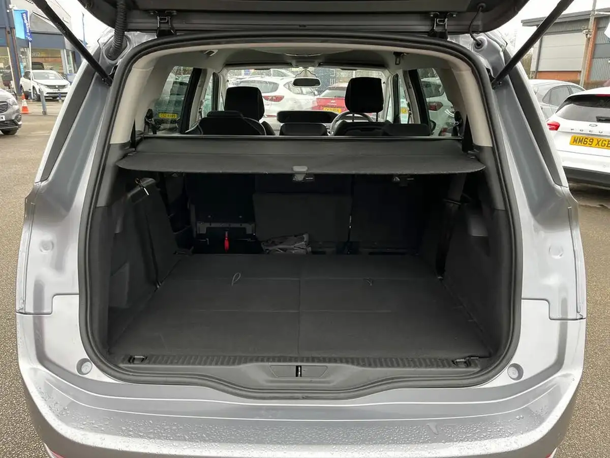 2022-citroen-grand-c4-spacetourer-15bluehdi-sense-big-9