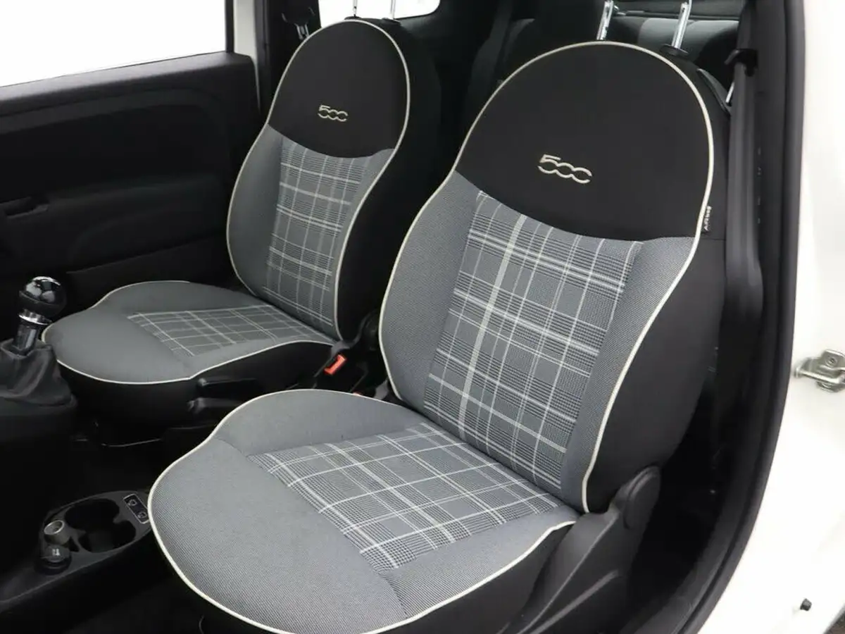 2021-fiat-500-10-lounge-big-22