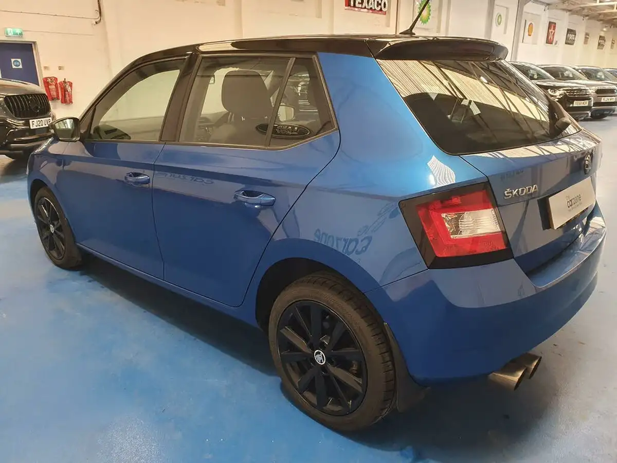 2016-skoda-fabia-12-tsi-colour-edition-big-4