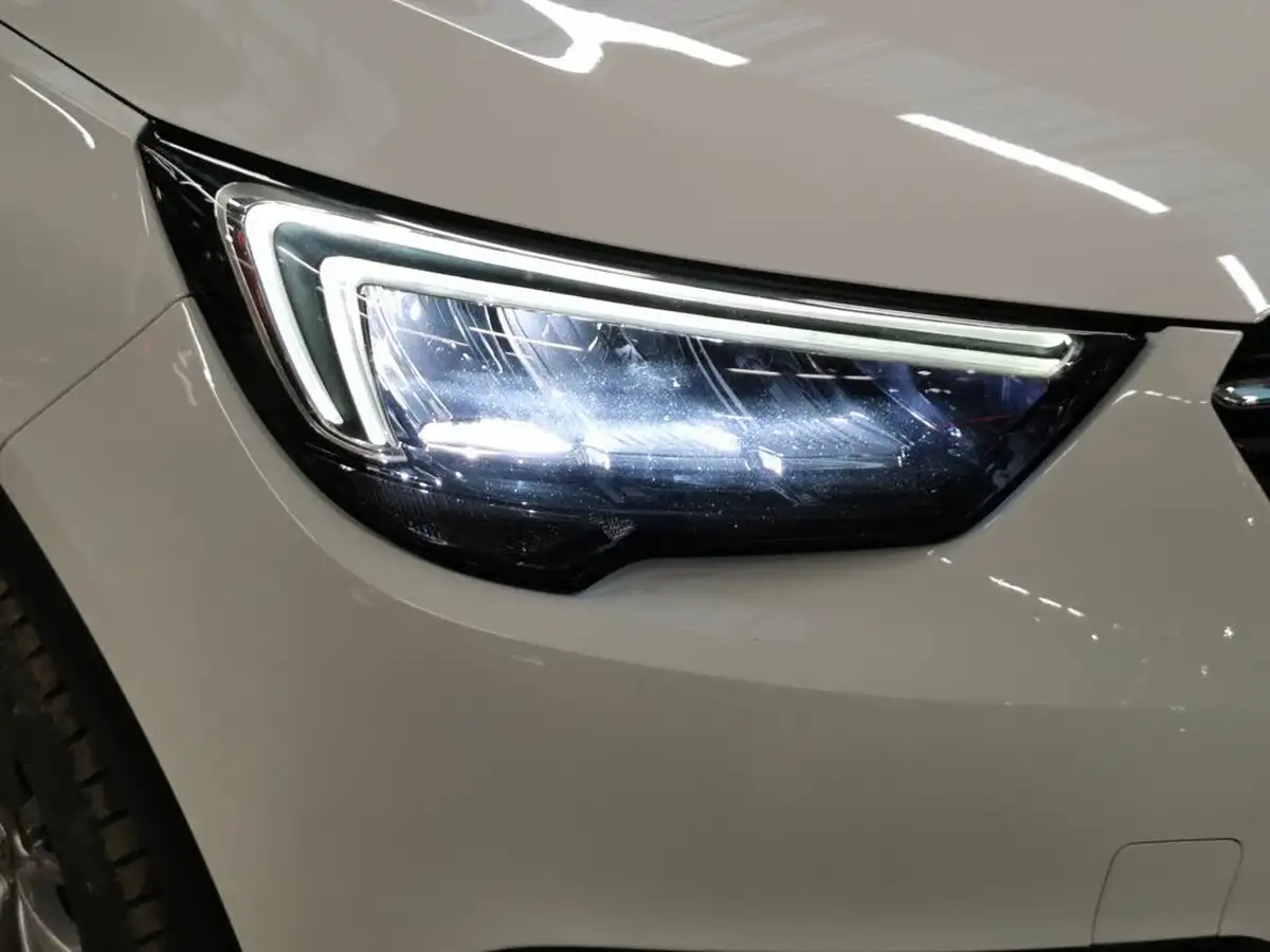 2020-vauxhall-crossland-x-12i-griffin-big-22