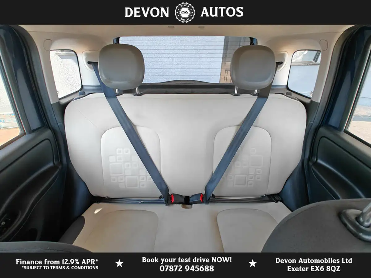 2015-fiat-panda-12-easy-big-35