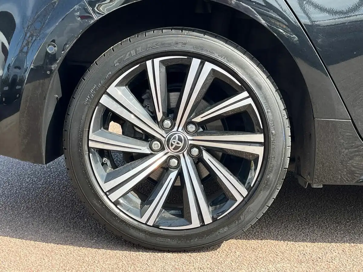 2022-toyota-corolla-18-vvt-i-design-120bhp-trk-hatchback-5d-big-14