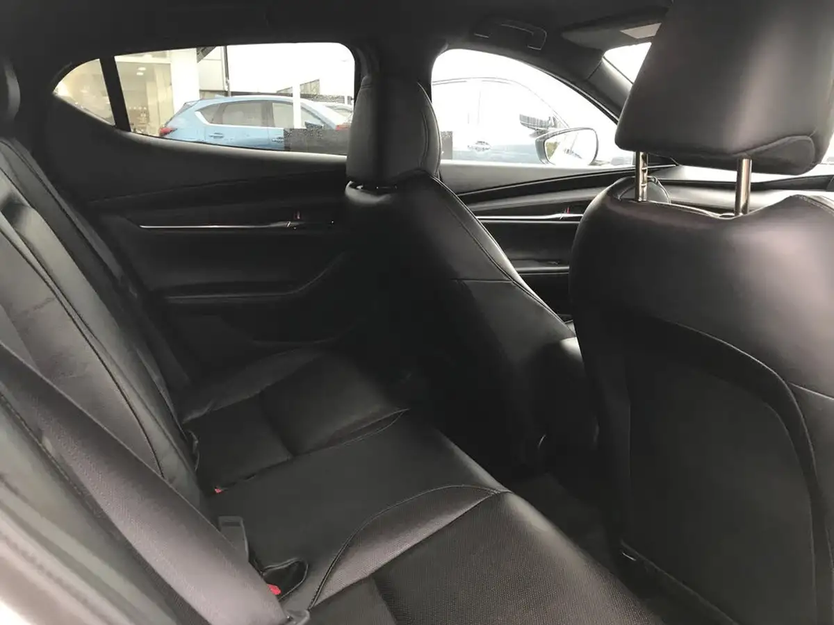 2021-mazda-mazda3-20-gt-sport-tech-180ps-hatchback-5d-auto-big-7