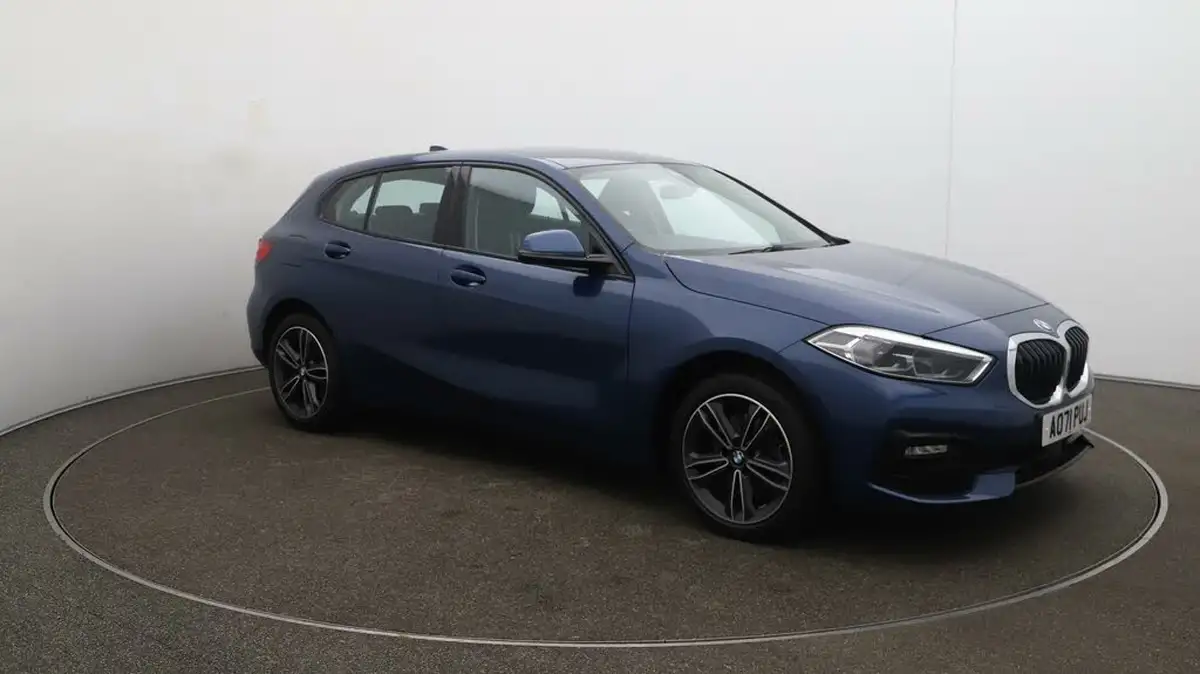 2021-bmw-1-series-15-118i-sport-lcp-big-35