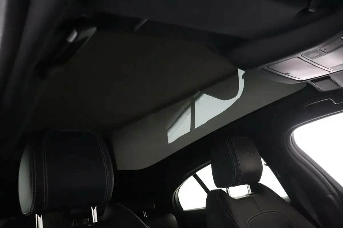 2022-jaguar-i-pace-ev400-hse-black-big-22
