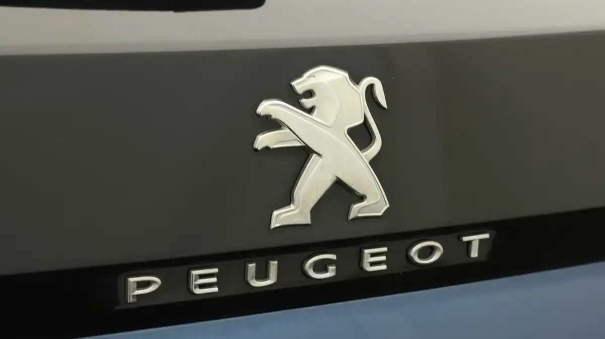 2021-peugeot-3008-suv-16-puretech-gt-premium-180bhp-ss-eat8-big-20