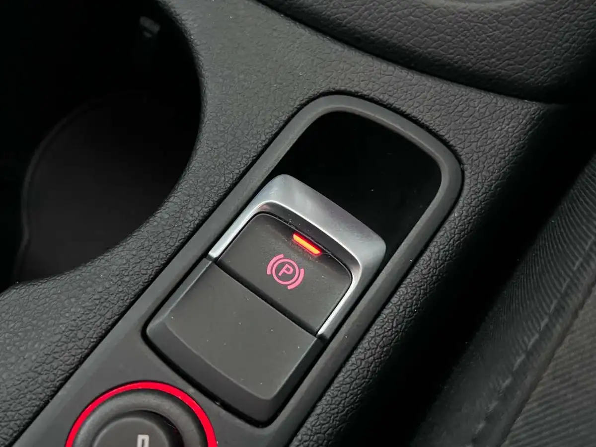 2016-audi-q3-14-tfsi-sport-s-tronic-big-35
