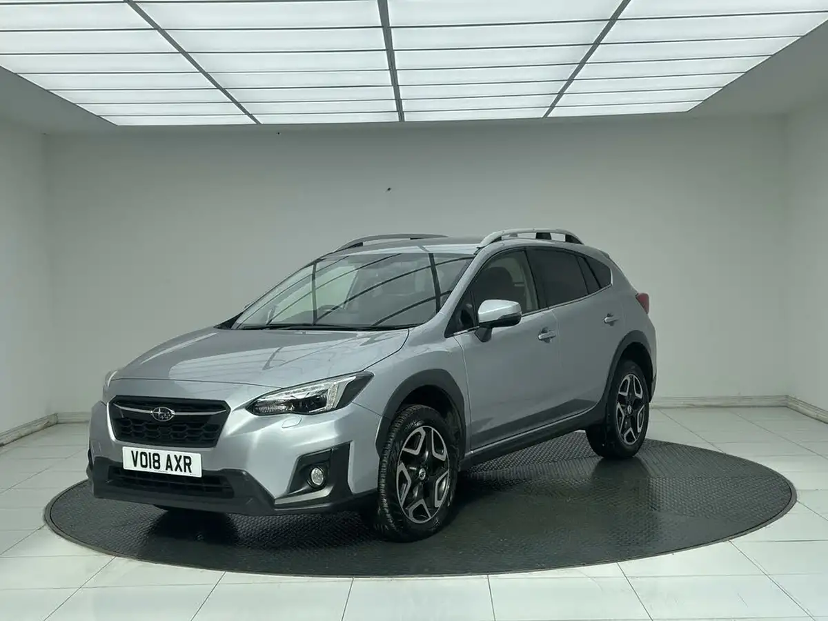 2018-subaru-xv-20i-se-156ps-ss-lineartronic-big-2