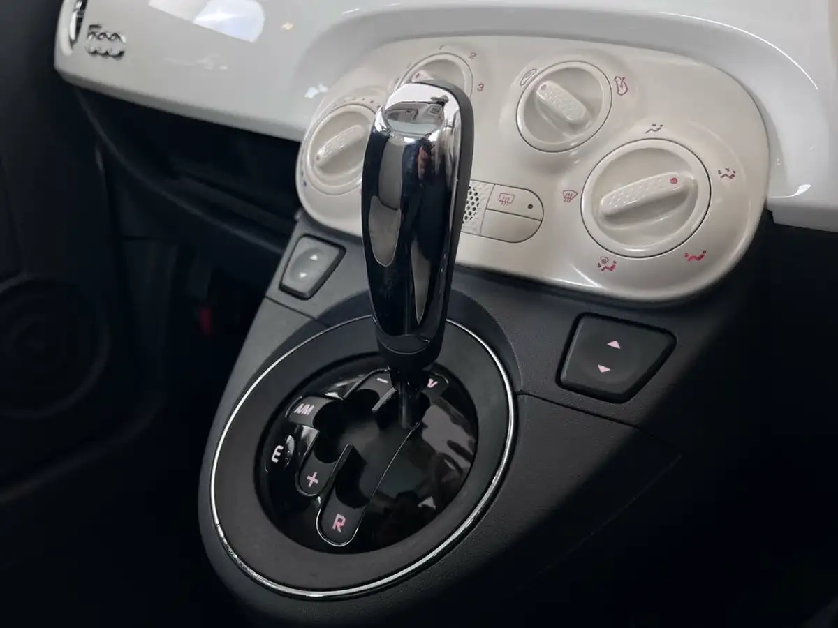 2014-fiat-500-12-lounge-ss-dualogic-big-22