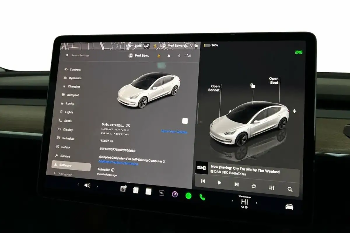 2022-tesla-model-3-e-long-range-big-14