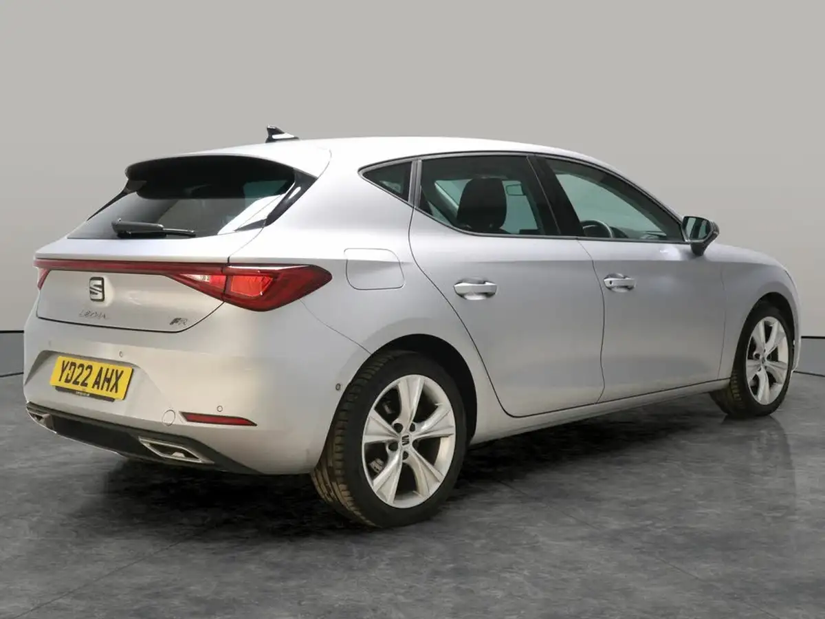 2021-seat-leon-15-tsi-evo-fr-130ps-hatchback-big-6