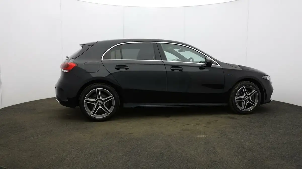 2020-mercedes-benz-a-class-13-a250e-amg-line-executive-hatchback-5d-big-48