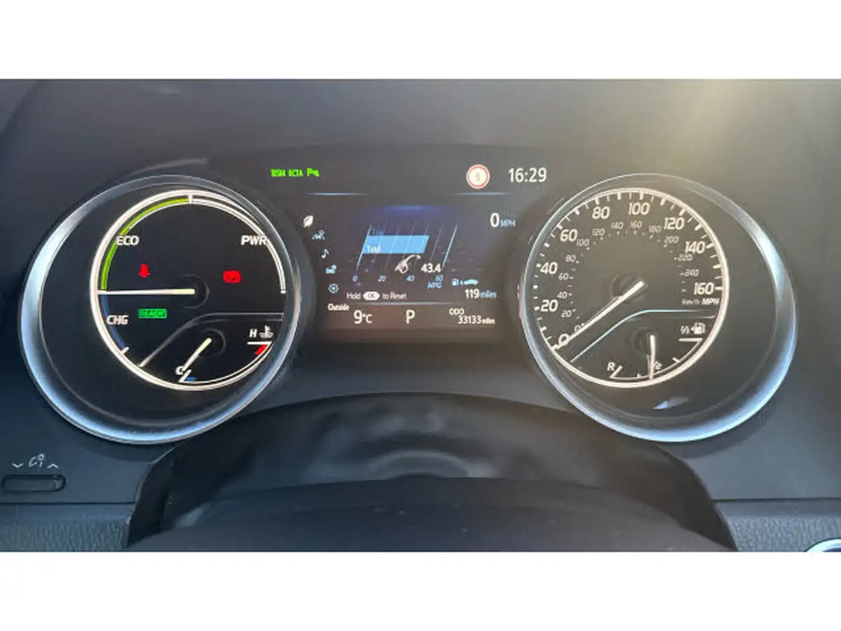 2020-toyota-camry-25-vvt-i-excel-big-17