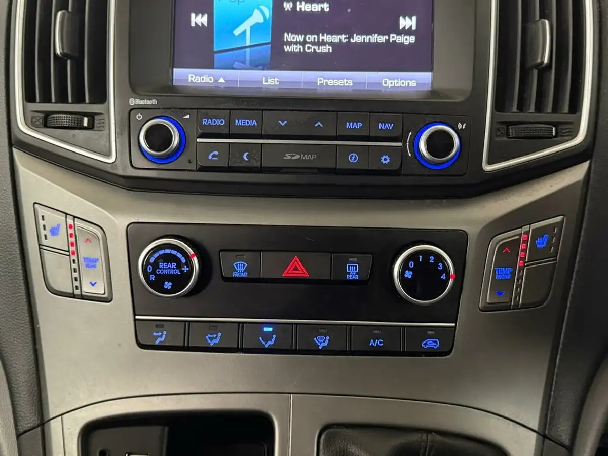 2019-hyundai-i800-25crdi-se-nav-136ps-big-50