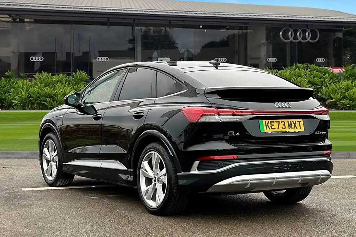 2024-audi-q4-e-tron-45e-s-line-sportback-auto-big-2