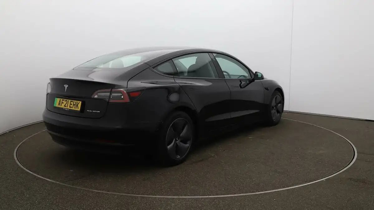 2021-tesla-model-3-e-long-range-4x4-big-51
