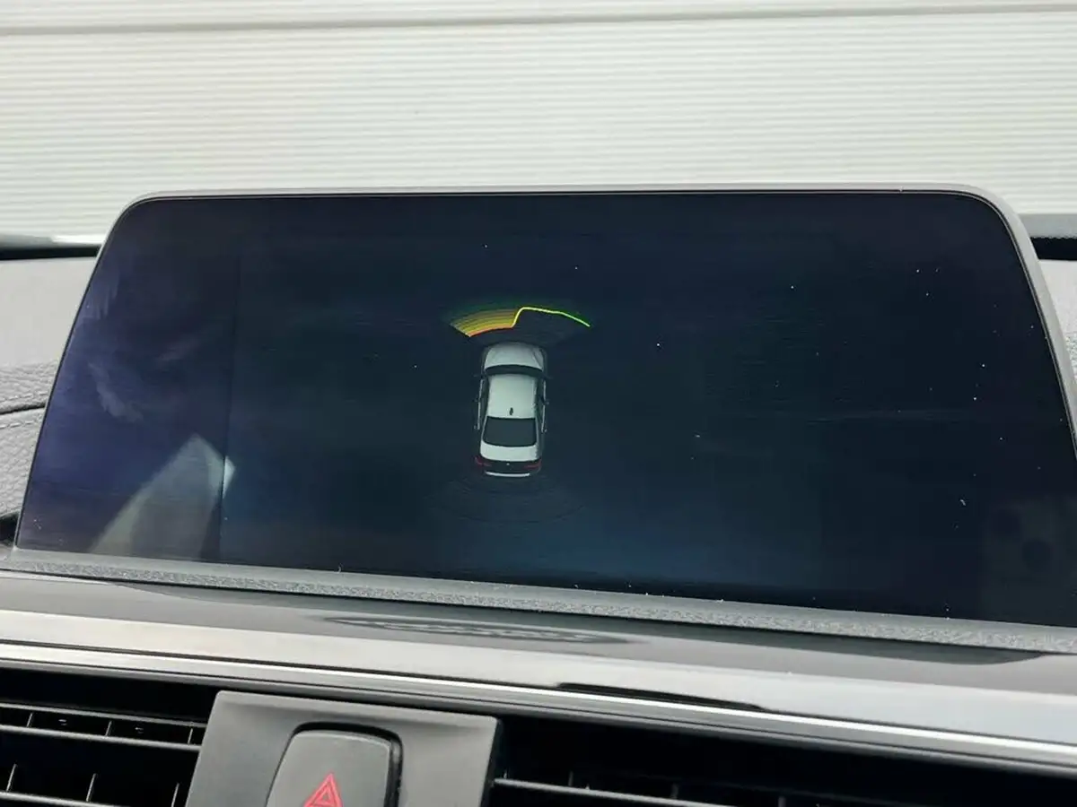 2018-bmw-3-series-20-330e-sport-big-13