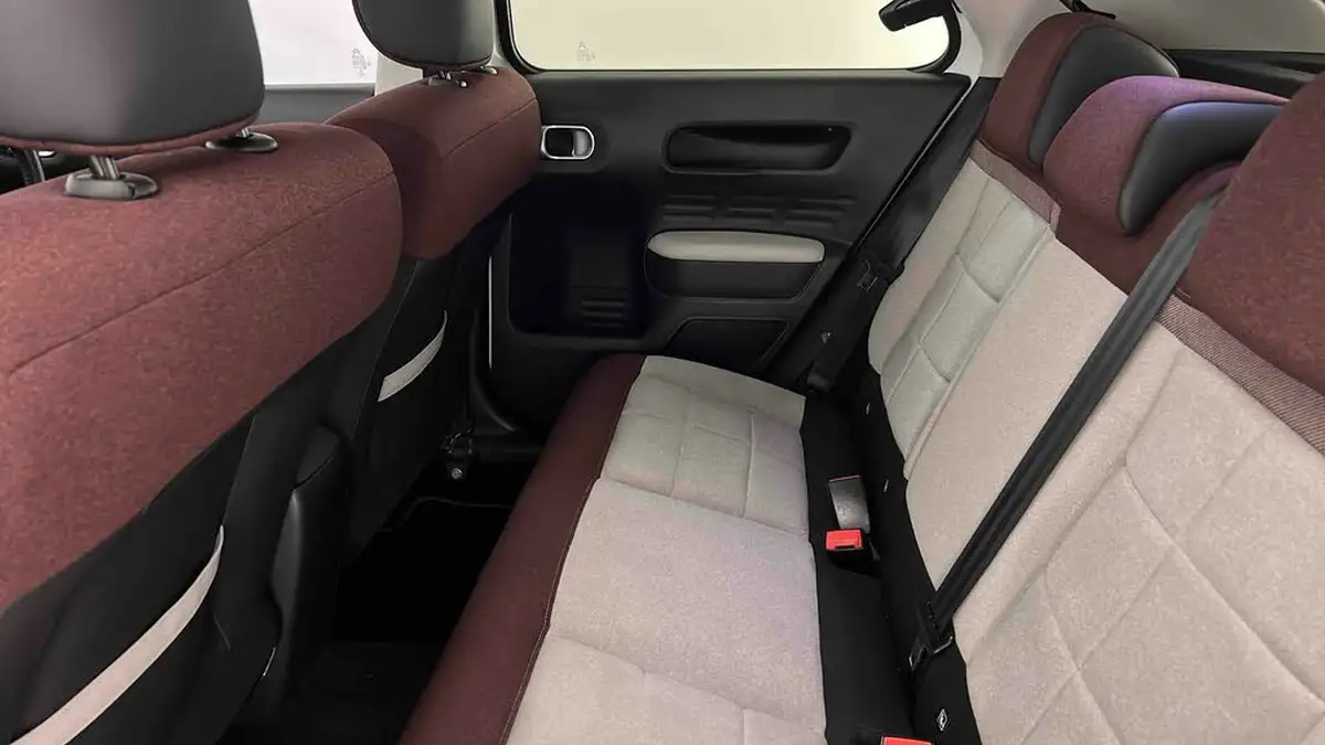 2018-citroen-c4-cactus-12-puretech-flair-110ps-eat6-big-10