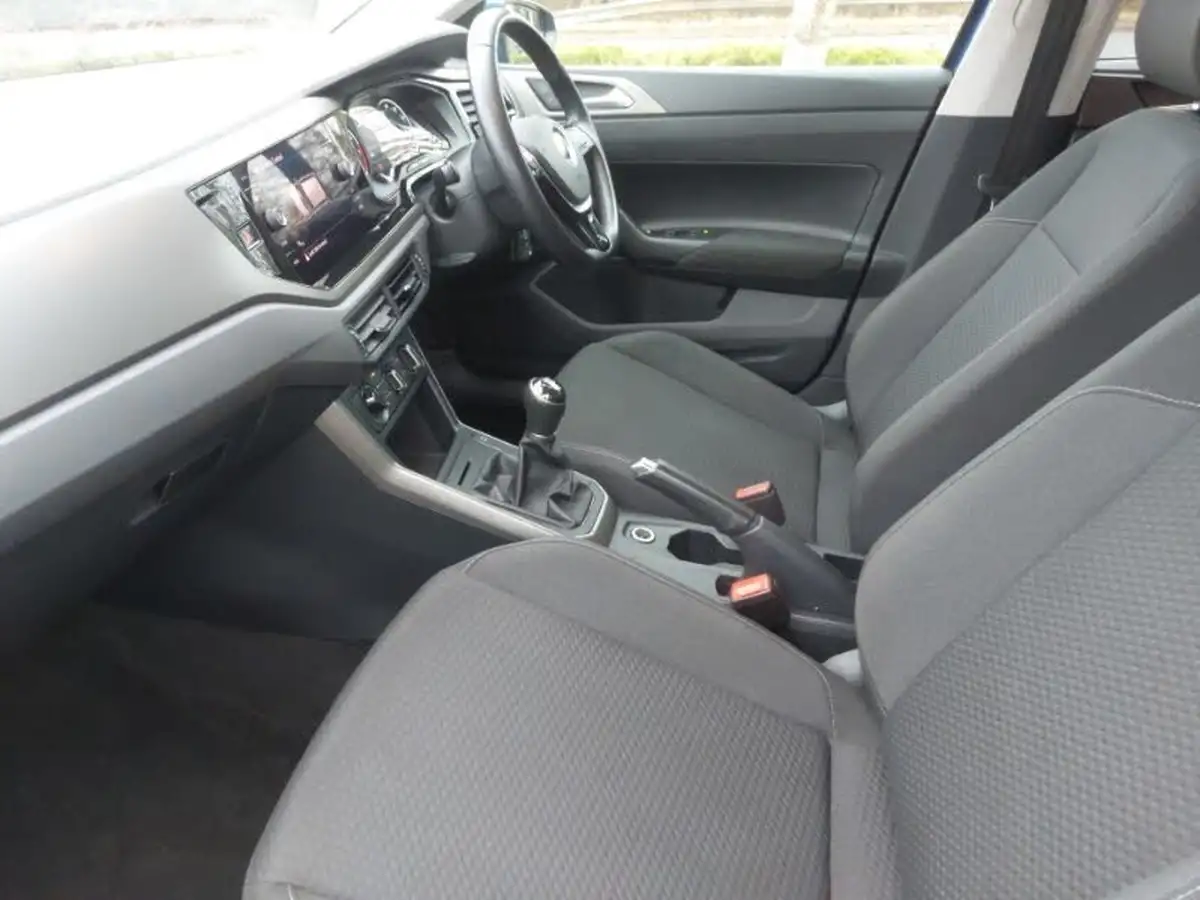 2021-volkswagen-polo-10-tsi-match-big-4