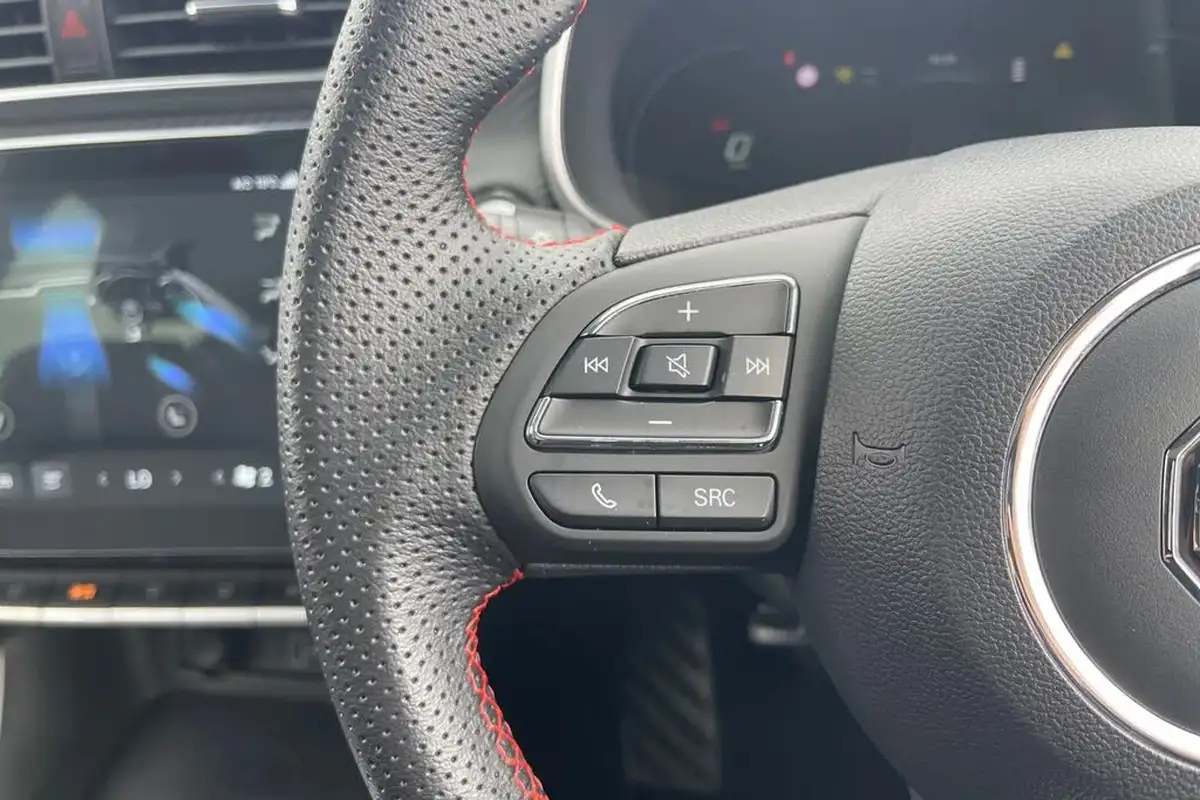 2024-mg-zs-suv-e-trophy-connect-ev-156ps-long-range-big-41
