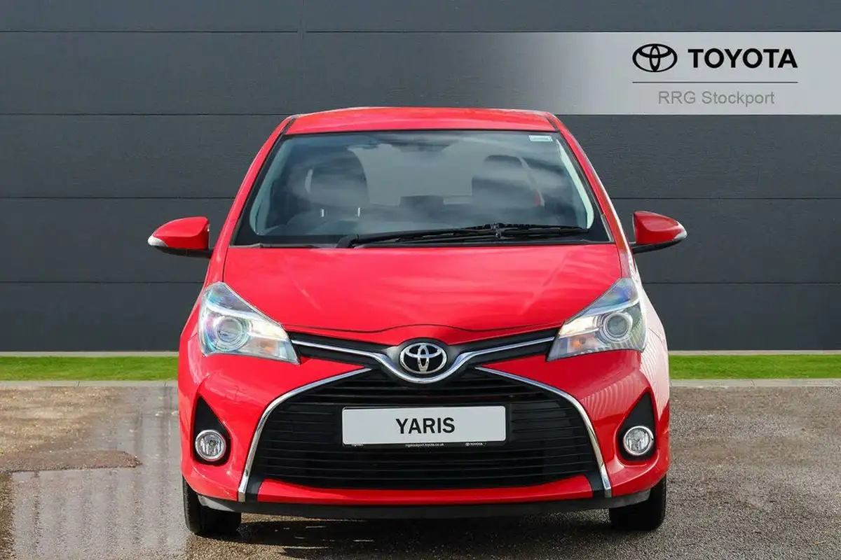 2016-toyota-yaris-10-vvt-i-icon-5d-big-14