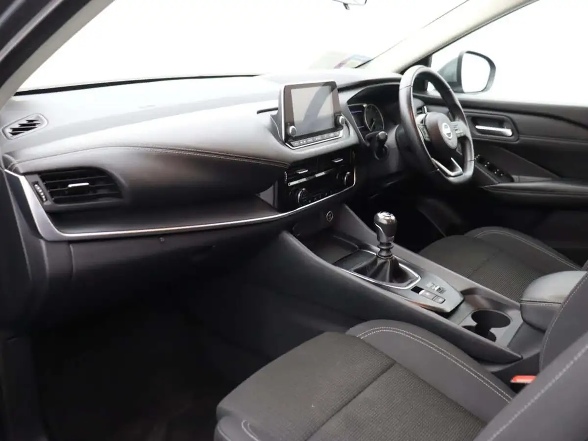 2022-nissan-qashqai-13-dig-t-acenta-premium-158ps-big-10