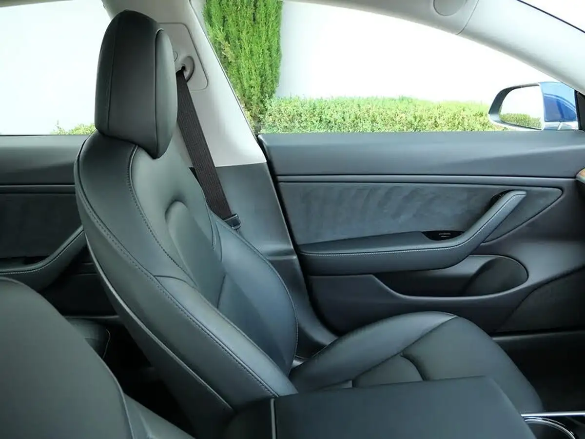 2020-tesla-model-3-e-standard-plus-big-17