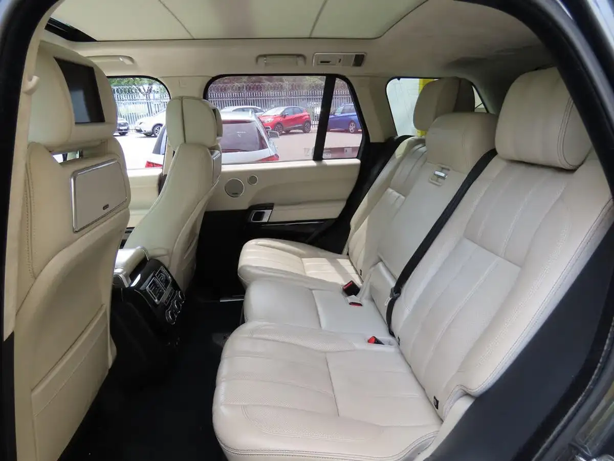 2016-land-rover-range-rover-44-sdv8-autobiography-44-sdv8-339bhp-awd-ss-big-8