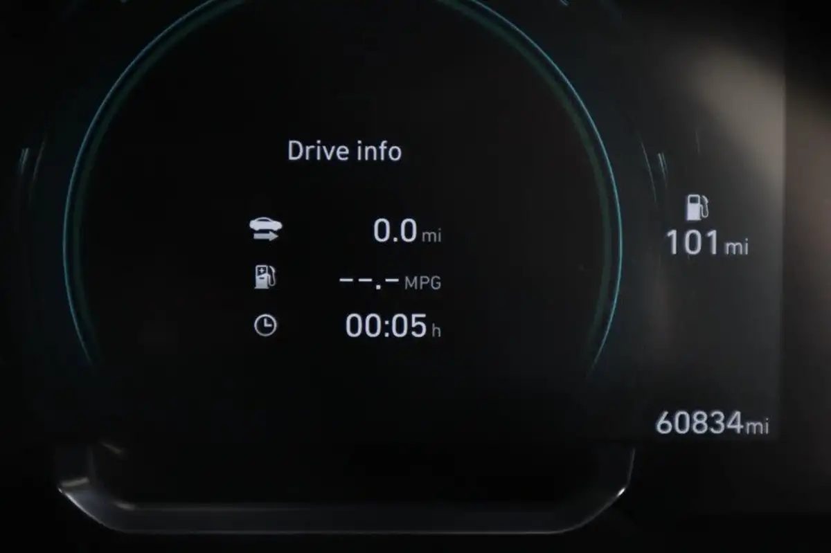 2021-hyundai-ioniq-16-gdi-premium-se-hybrid-big-47