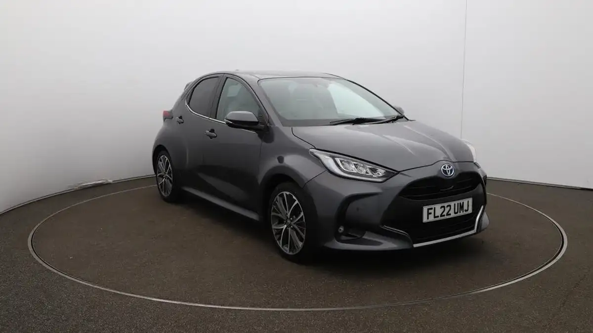 2022-toyota-yaris-15-vvt-i-excel-big-35