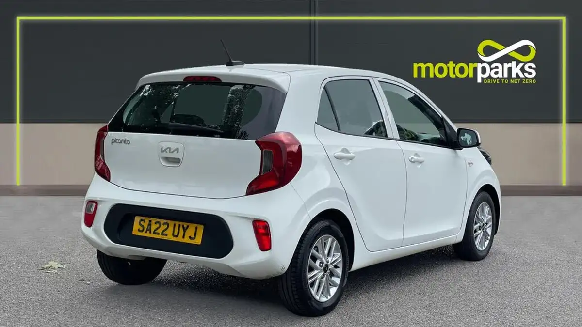 2022-kia-picanto-10-2-big-2