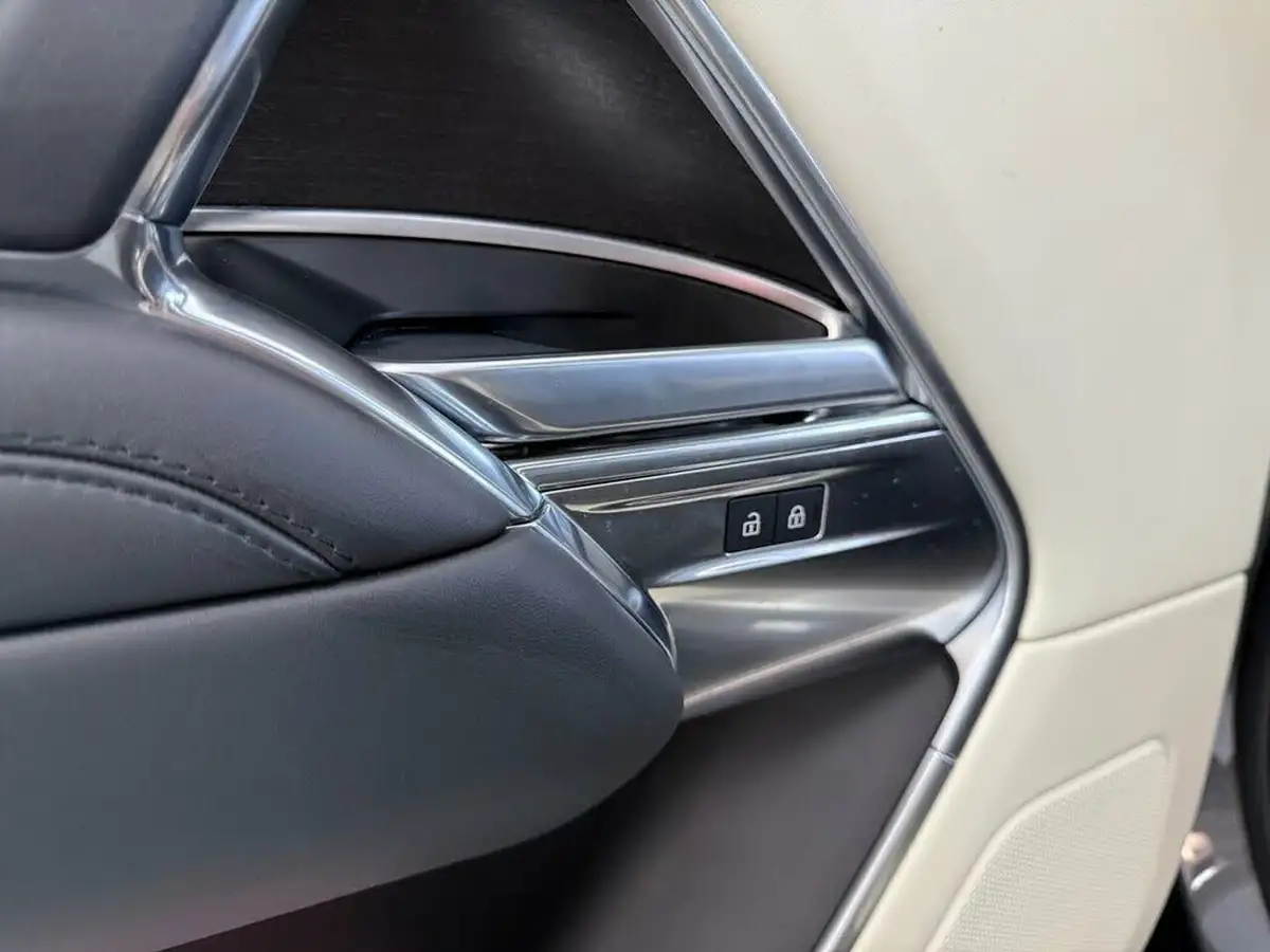 2022-land-rover-range-rover-30-d350-hse-big-42