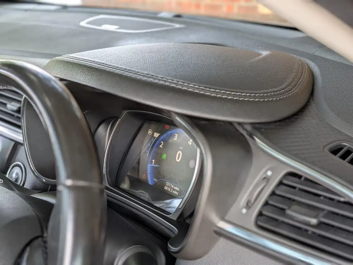 2018-renault-kadjar-12-tce-signature-nav-1197cc-edc-auto-big-43
